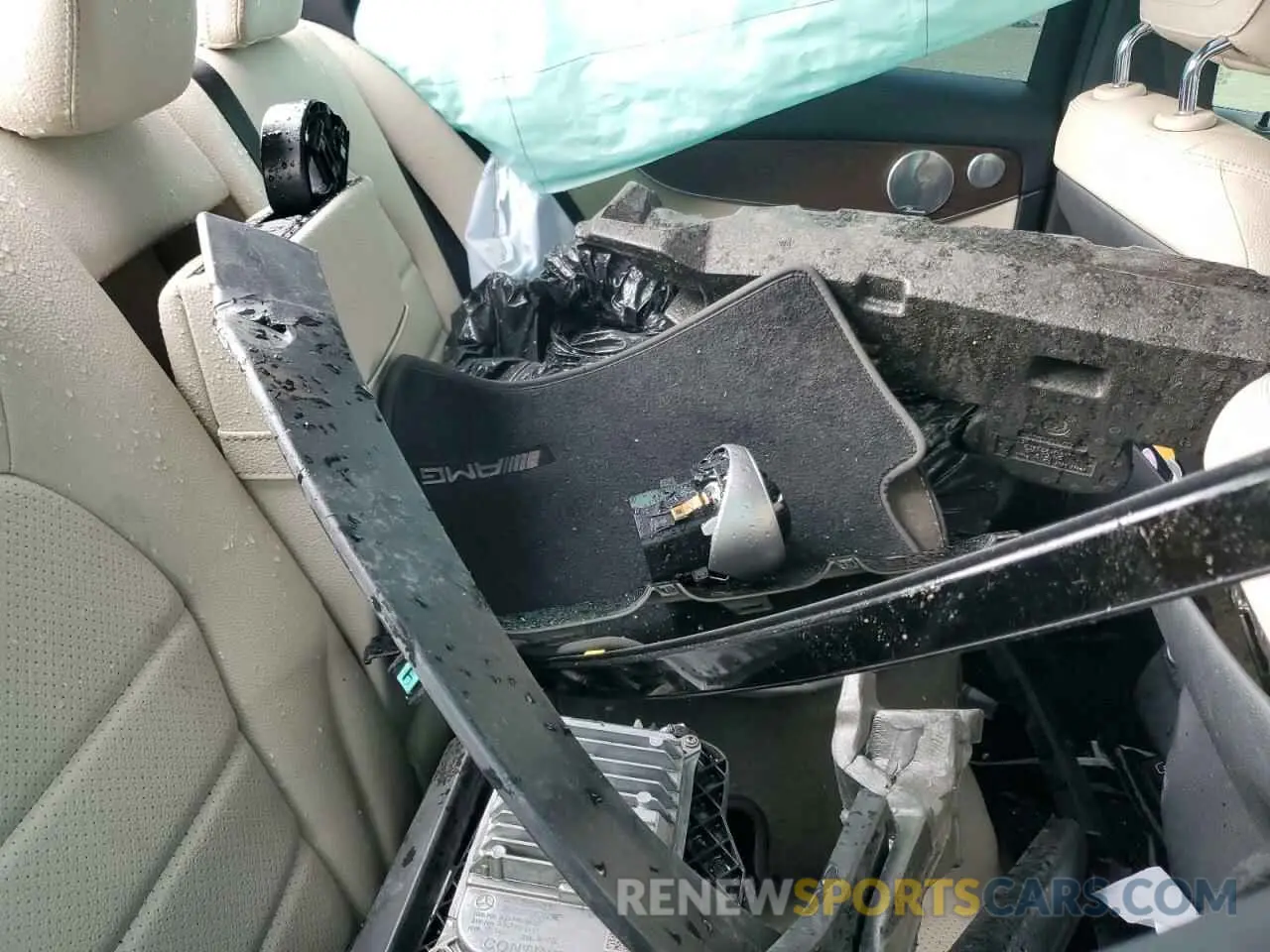 11 Photograph of a damaged car W1KWF8DB7LR599584 MERCEDES-BENZ C-CLASS 2020