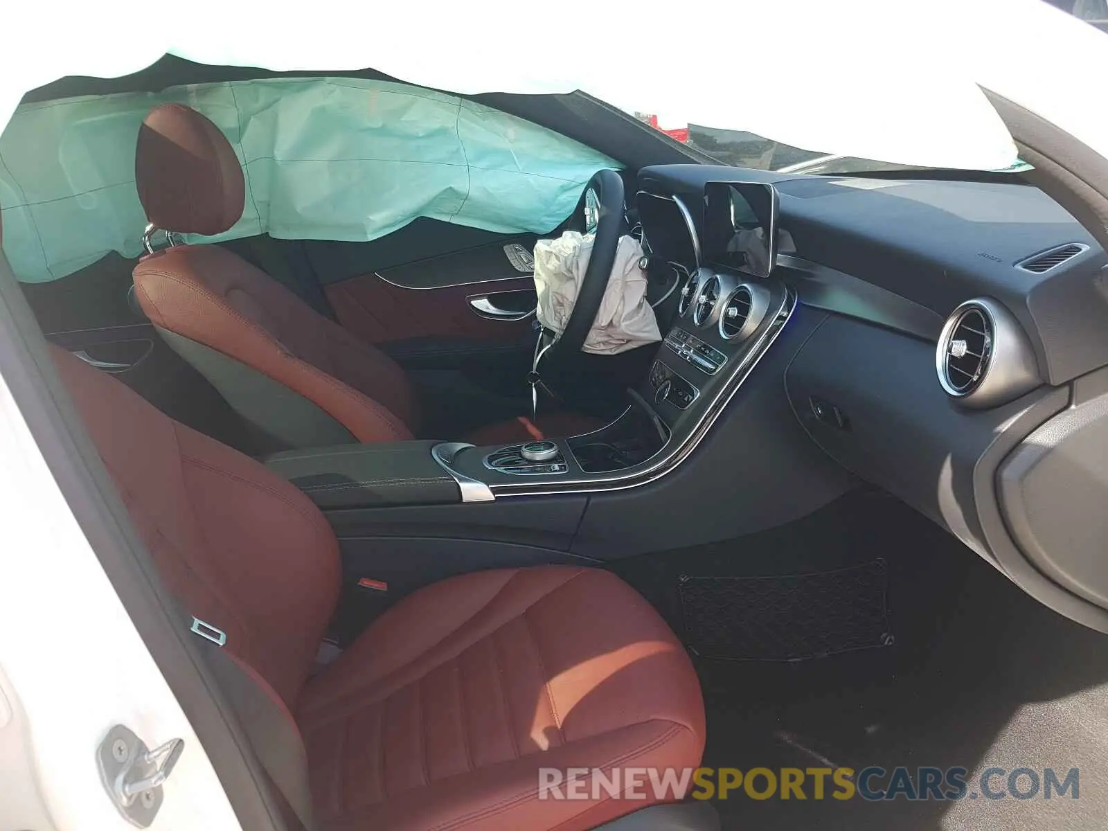 5 Photograph of a damaged car W1KWF8DB7LR603455 MERCEDES-BENZ C CLASS 2020