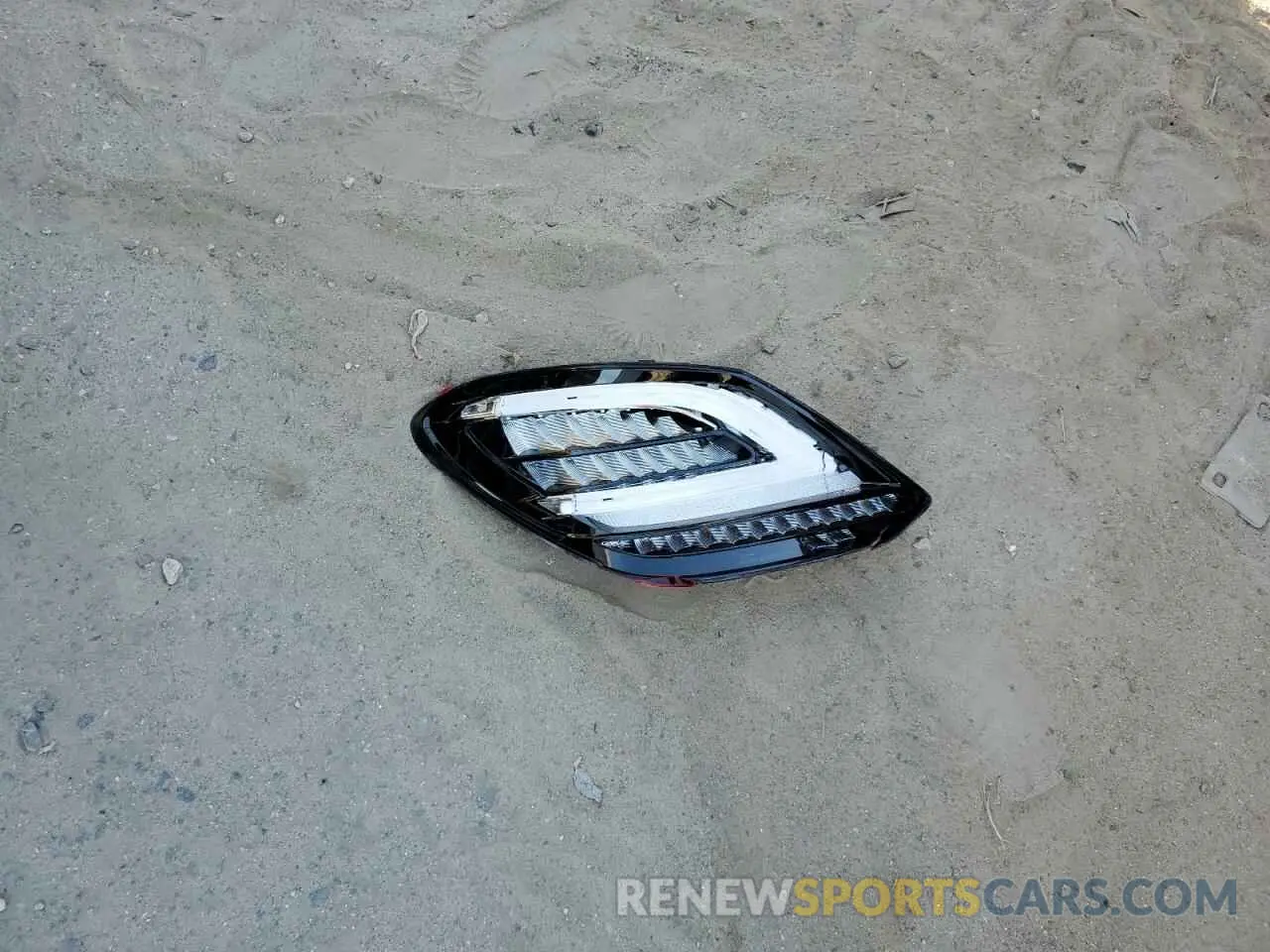 12 Photograph of a damaged car W1KWF8DB8LR571504 MERCEDES-BENZ C-CLASS 2020