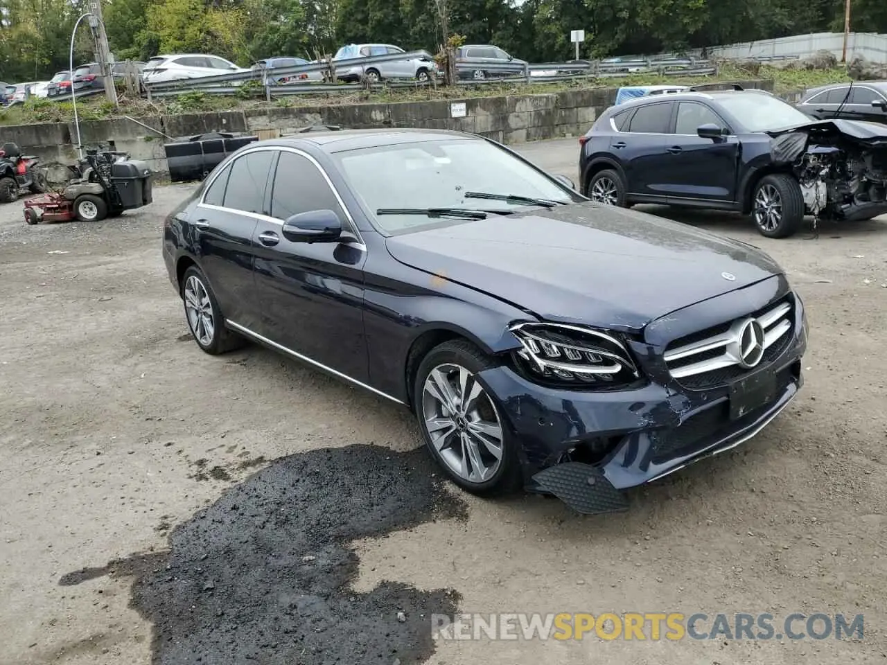 4 Photograph of a damaged car W1KWF8EB3LR601815 MERCEDES-BENZ C-CLASS 2020