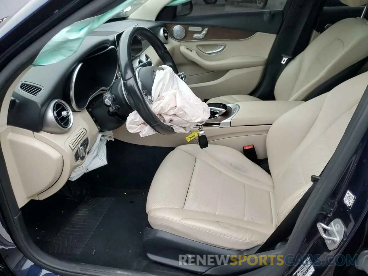 7 Photograph of a damaged car W1KWF8EB3LR601815 MERCEDES-BENZ C-CLASS 2020