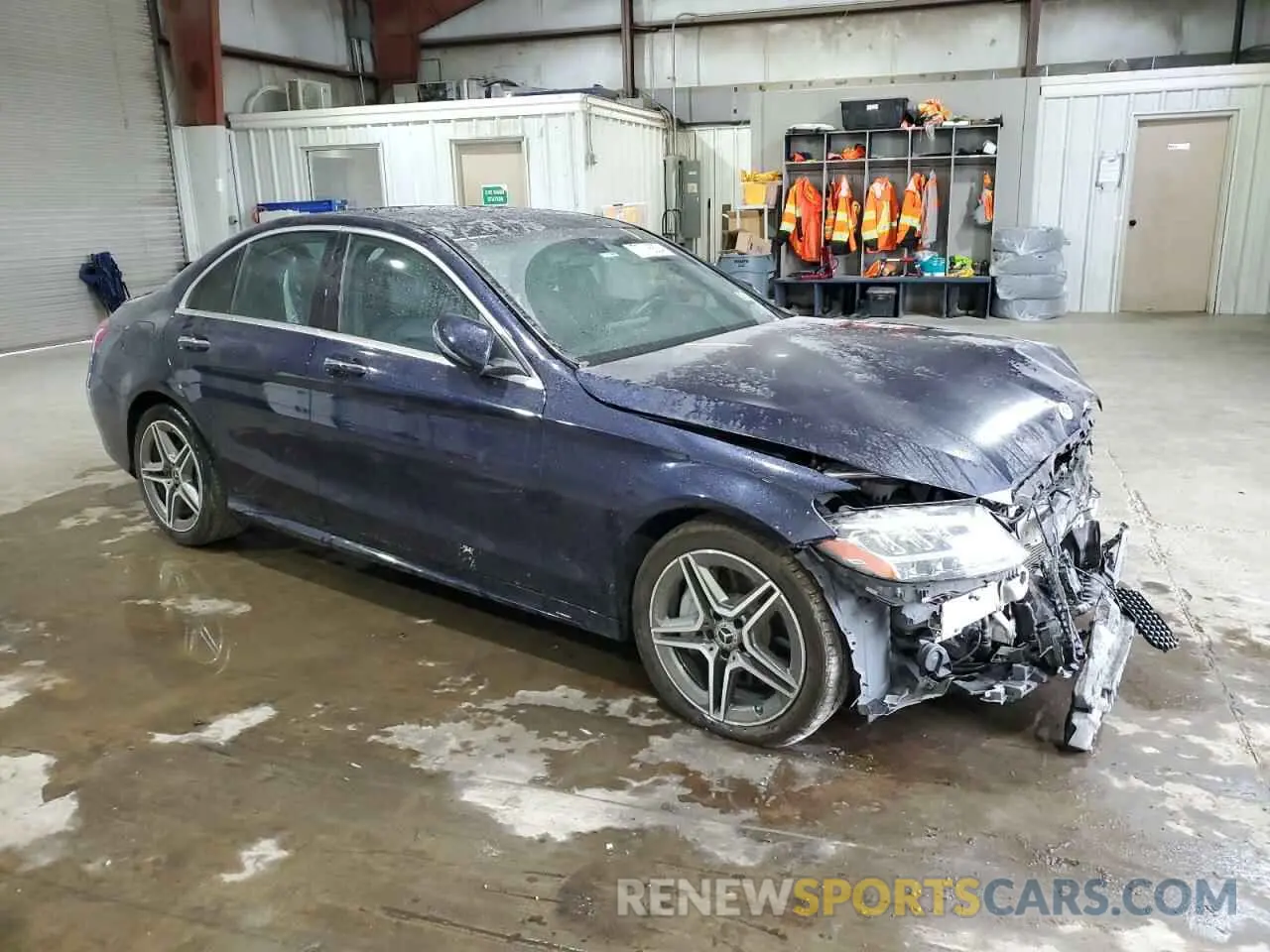 4 Photograph of a damaged car W1KWF8EB5LR570311 MERCEDES-BENZ C-CLASS 2020