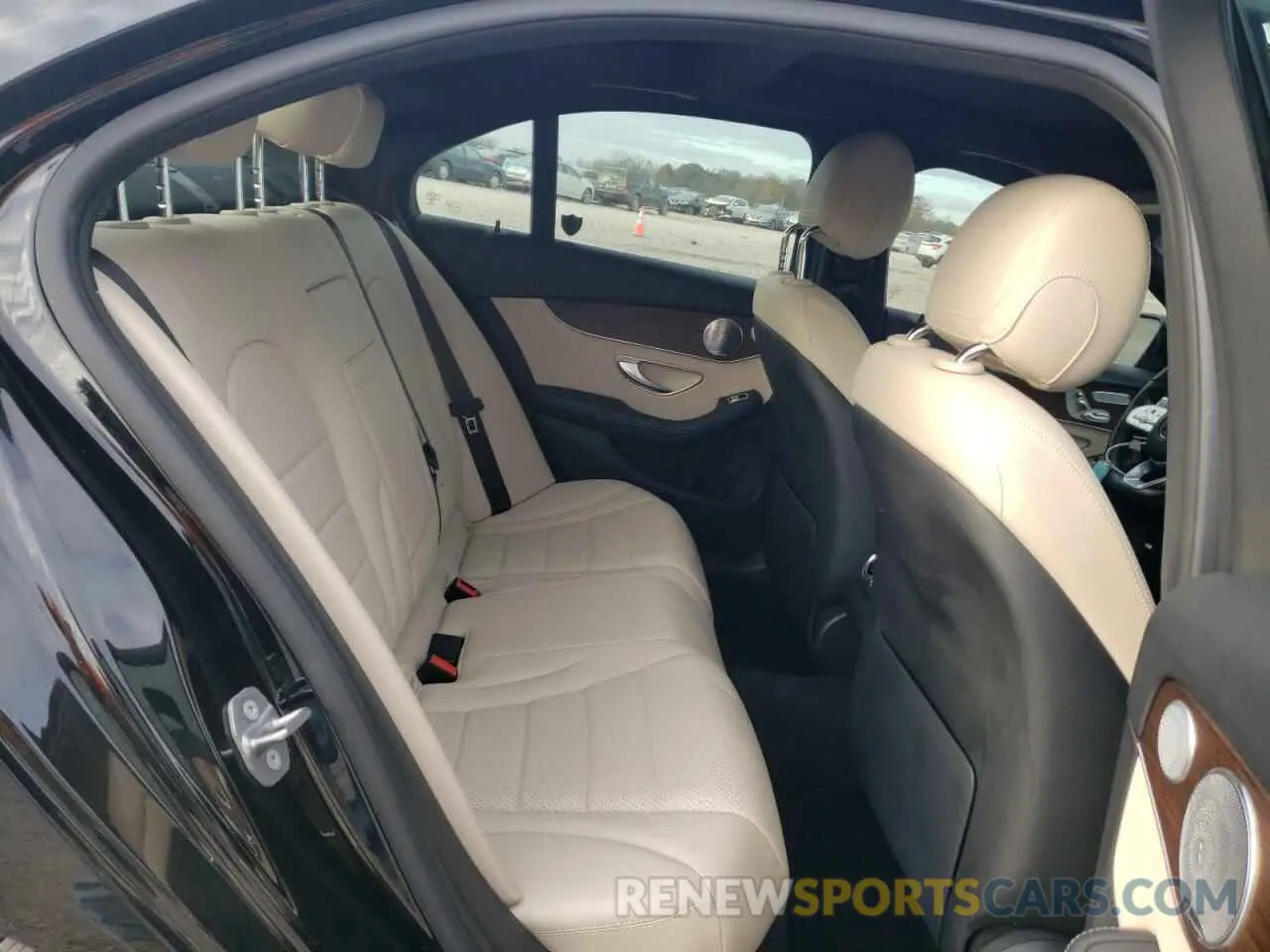 10 Photograph of a damaged car W1KWF8EB9LR581876 MERCEDES-BENZ C-CLASS 2020