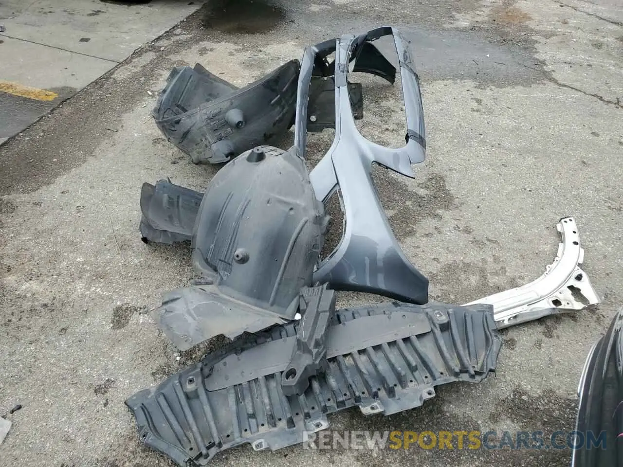 12 Photograph of a damaged car W1KWF8EB9LR602130 MERCEDES-BENZ C-CLASS 2020