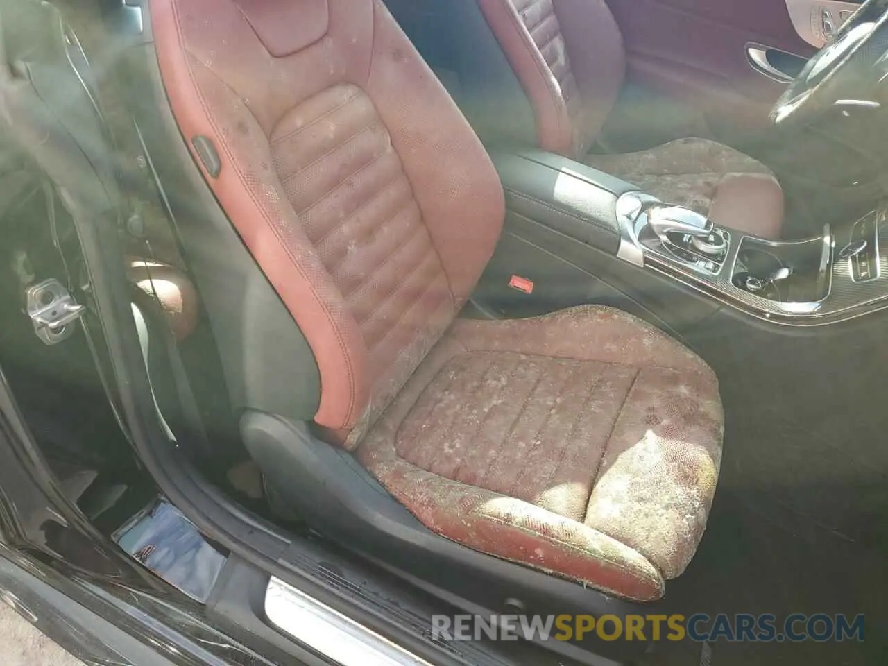 12 Photograph of a damaged car W1KWK6EB4LG006970 MERCEDES-BENZ C-CLASS 2020