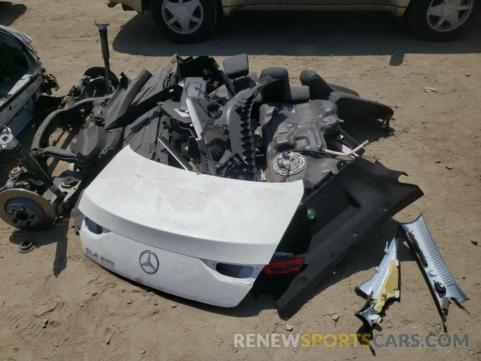 9 Photograph of a damaged car WDD5J4GB0LN044210 MERCEDES-BENZ C CLASS 2020