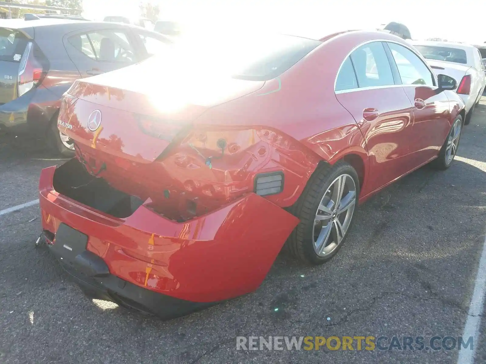 4 Photograph of a damaged car WDD5J4GB8LN035173 MERCEDES-BENZ C CLASS 2020