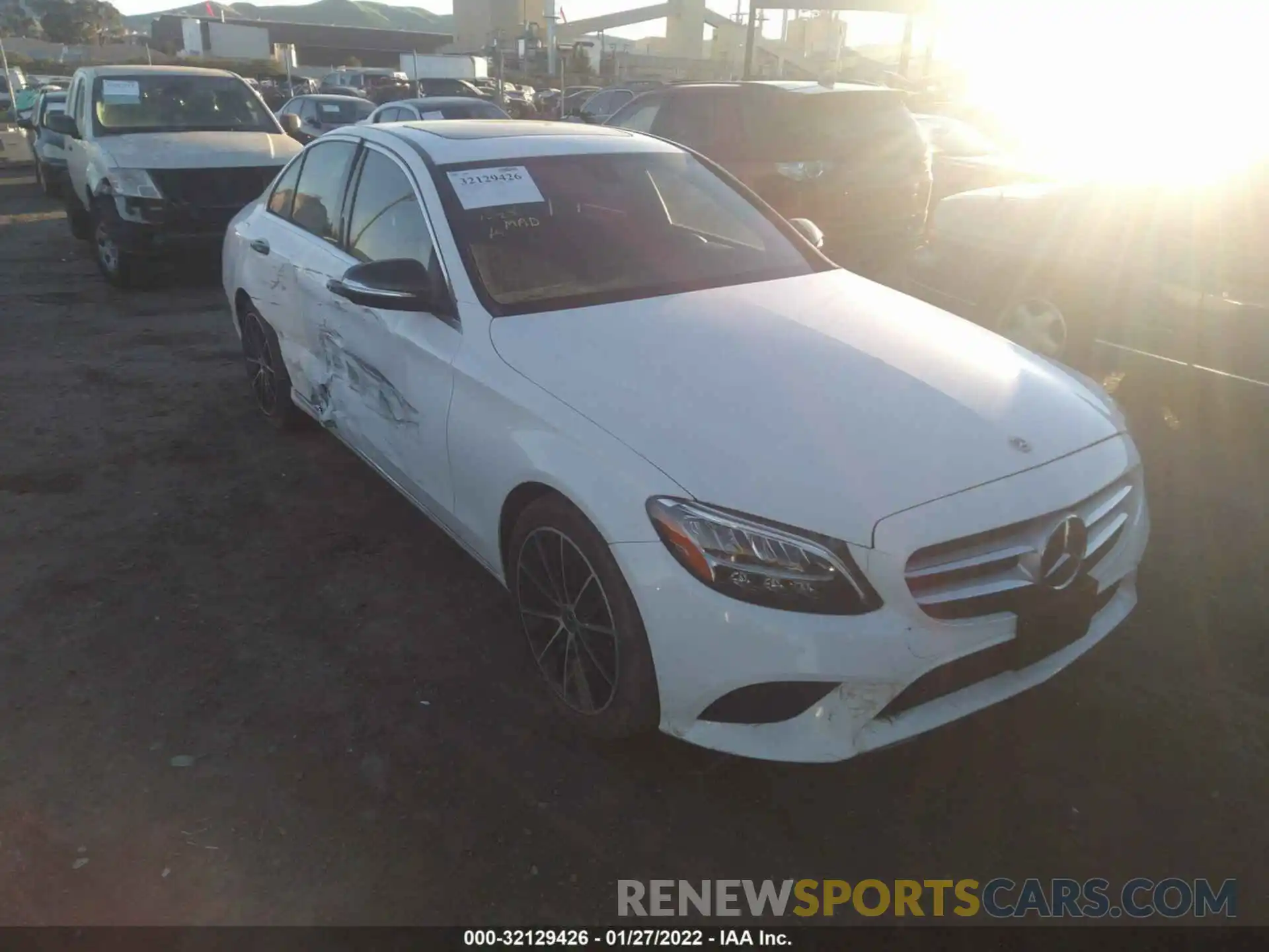 1 Photograph of a damaged car WDDWF8DB0LR555359 MERCEDES-BENZ C-CLASS 2020