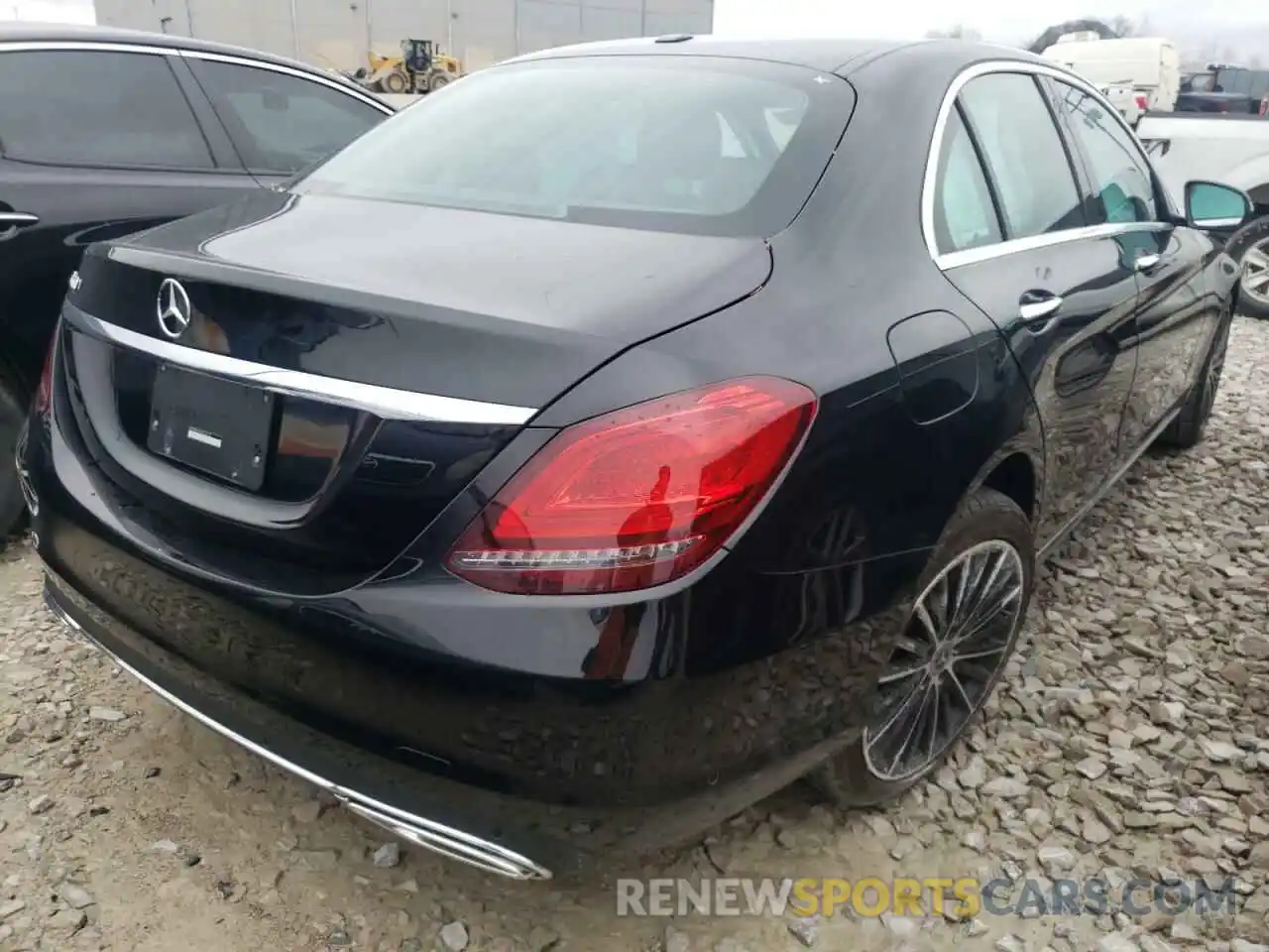 4 Photograph of a damaged car WDDWF8DB5LR539352 MERCEDES-BENZ C-CLASS 2020