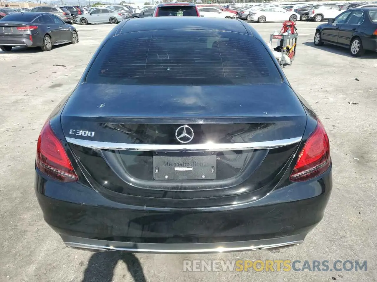 6 Photograph of a damaged car WDDWF8DB5LR549105 MERCEDES-BENZ C-CLASS 2020
