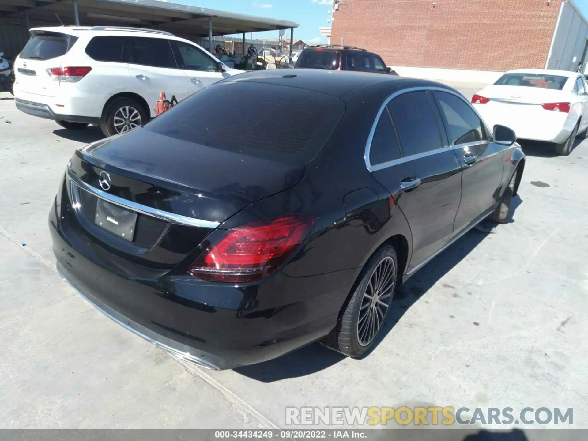 4 Photograph of a damaged car WDDWF8DB5LR551159 MERCEDES-BENZ C-CLASS 2020