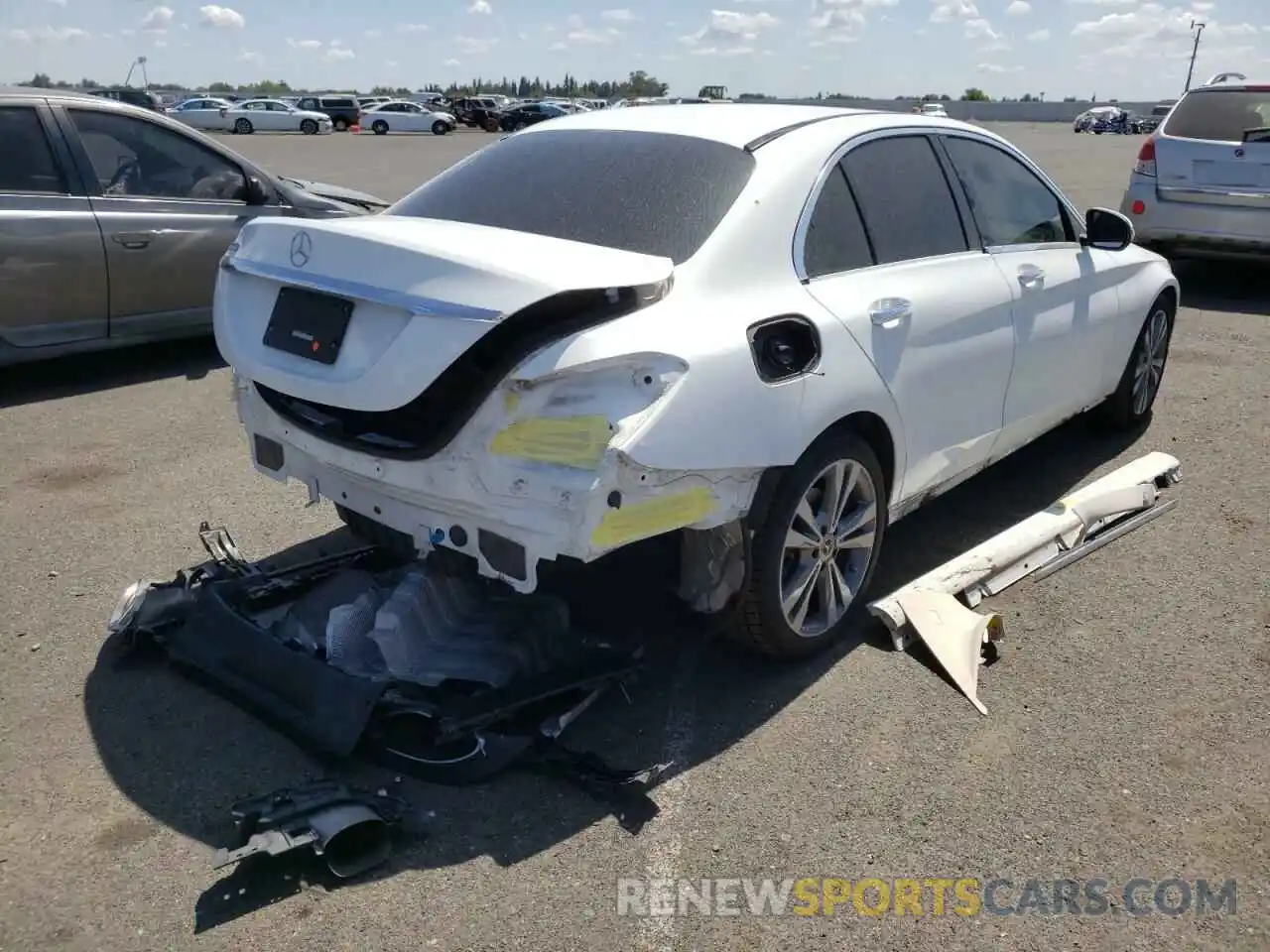 4 Photograph of a damaged car WDDWF8DB9LR564304 MERCEDES-BENZ C-CLASS 2020