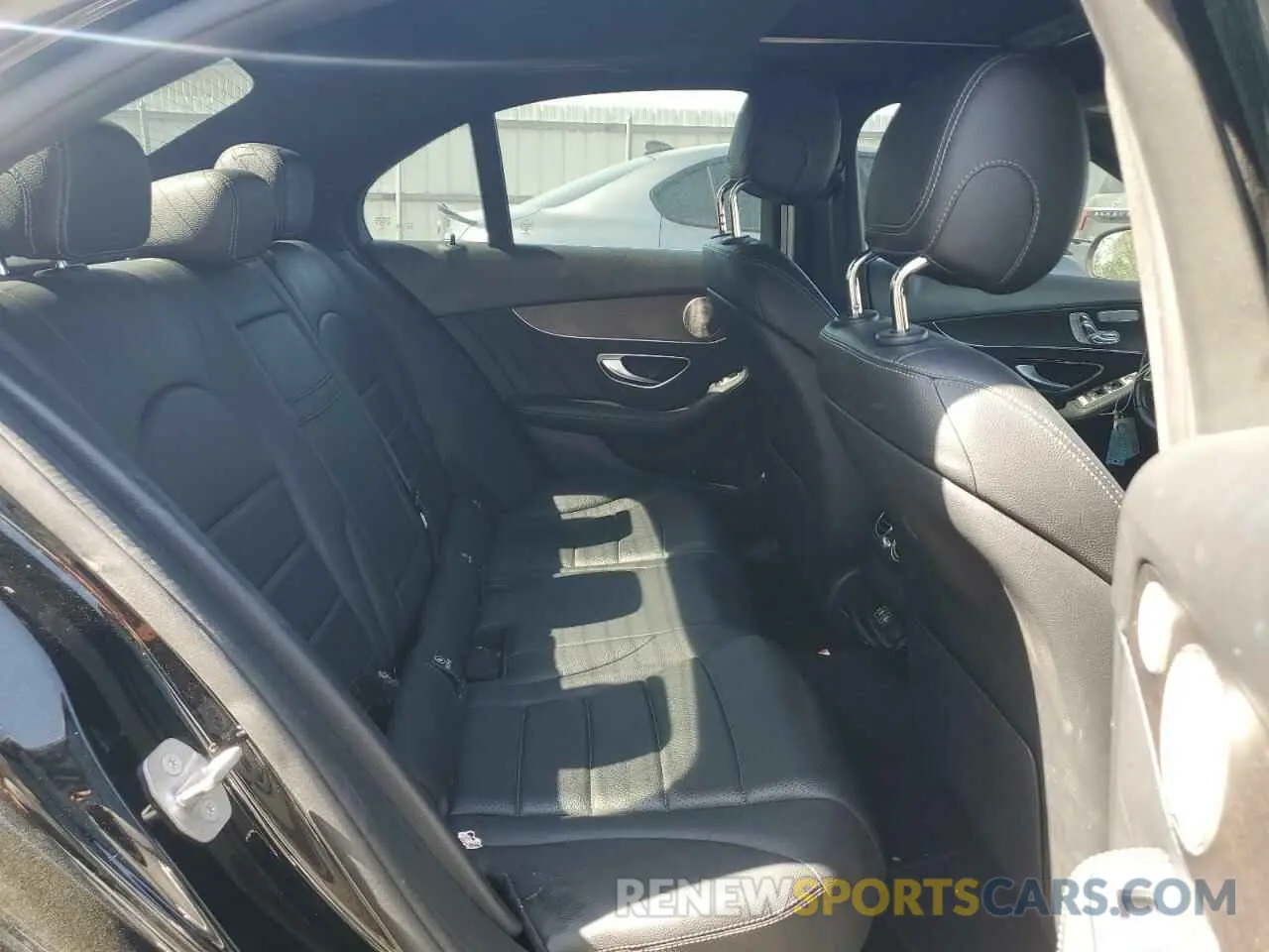 11 Photograph of a damaged car WDDWF8EB2LR539386 MERCEDES-BENZ C-CLASS 2020