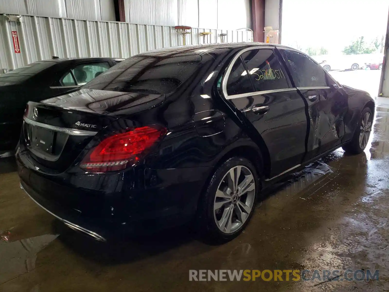 4 Photograph of a damaged car WDDWF8EB5LR561298 MERCEDES-BENZ C-CLASS 2020