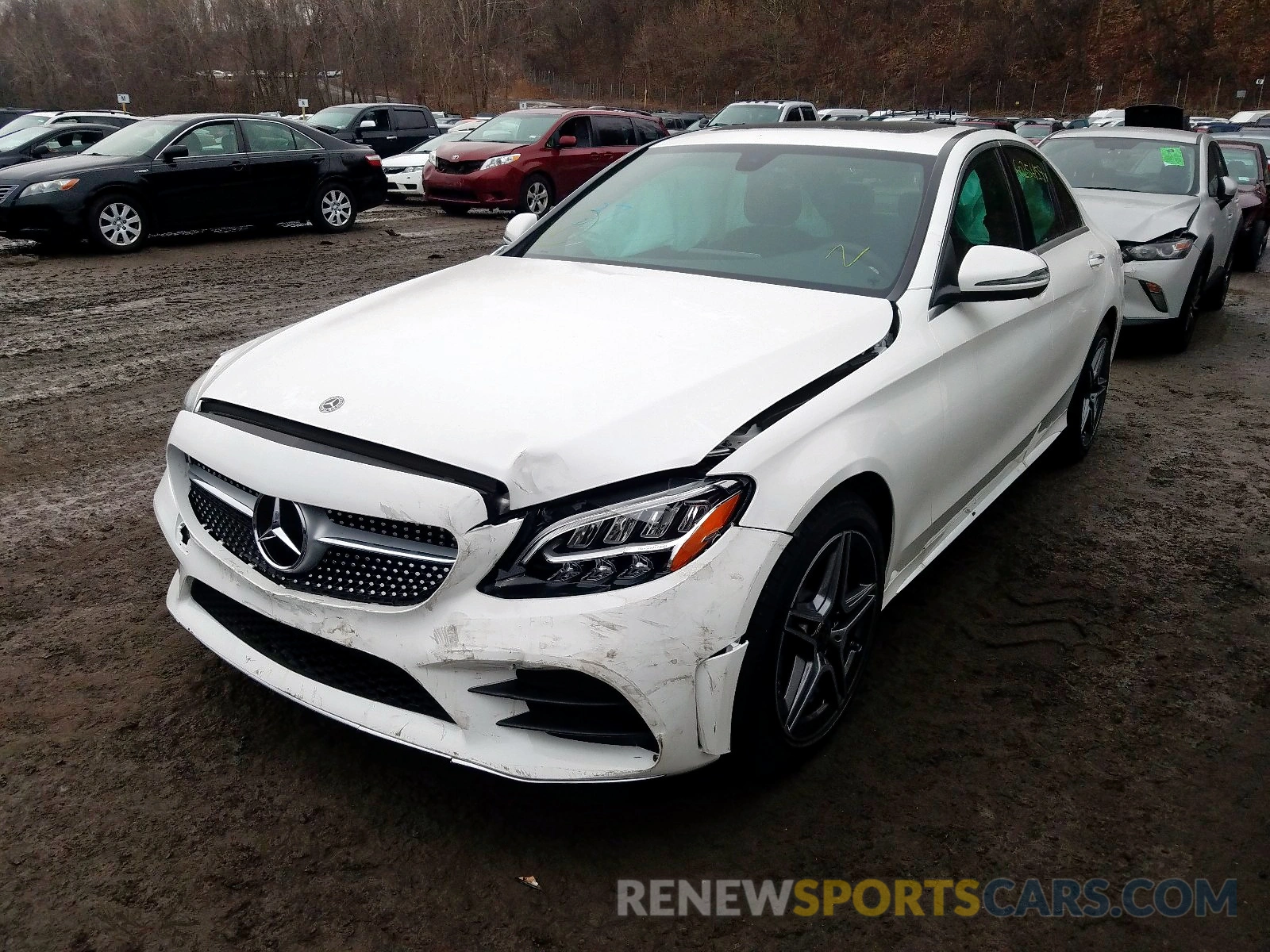 2 Photograph of a damaged car WDDWF8EB7LR526598 MERCEDES-BENZ C CLASS 2020