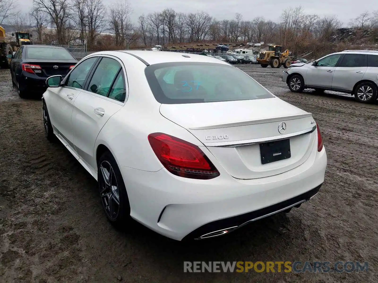 3 Photograph of a damaged car WDDWF8EB7LR526598 MERCEDES-BENZ C CLASS 2020