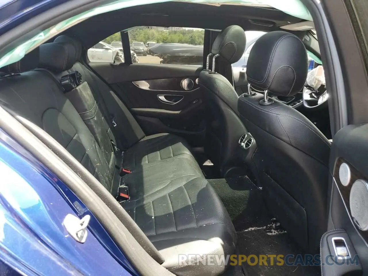 10 Photograph of a damaged car WDDWF8EB8LR527159 MERCEDES-BENZ C-CLASS 2020