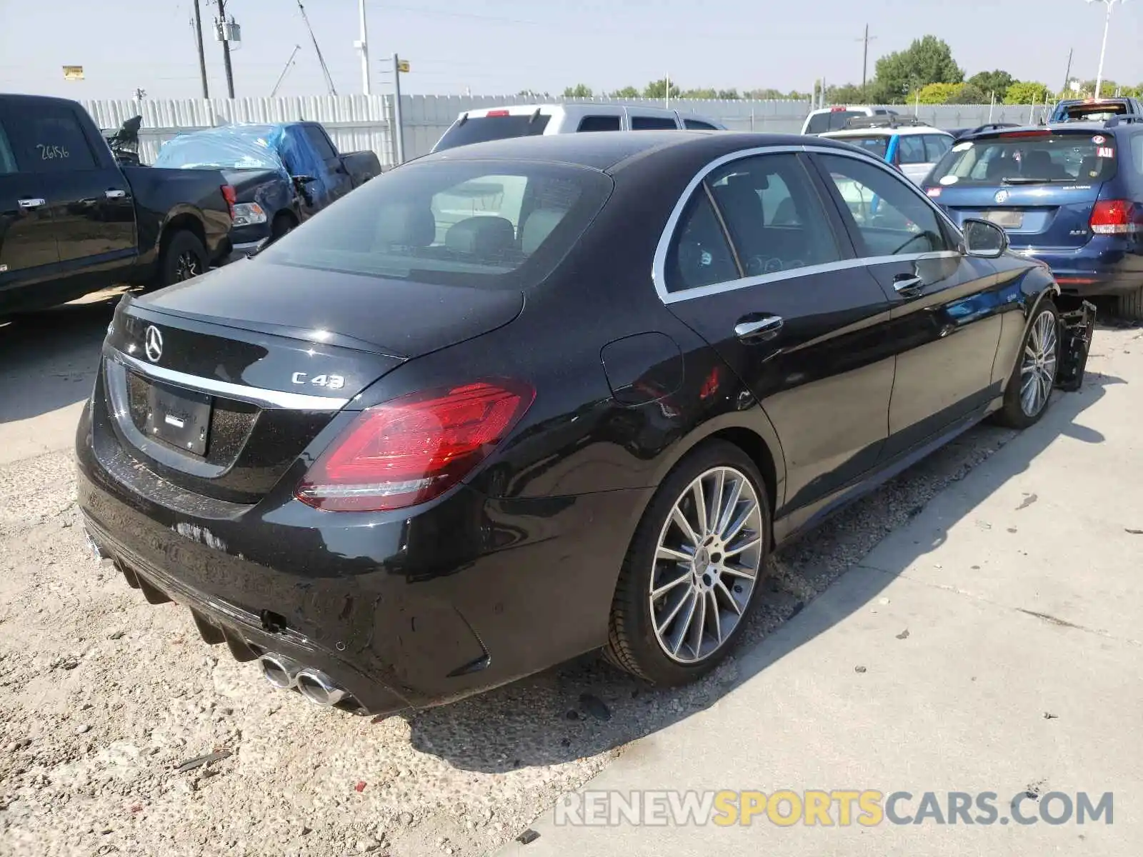 4 Photograph of a damaged car W1KWF6EB1MR637847 MERCEDES-BENZ C-CLASS 2021