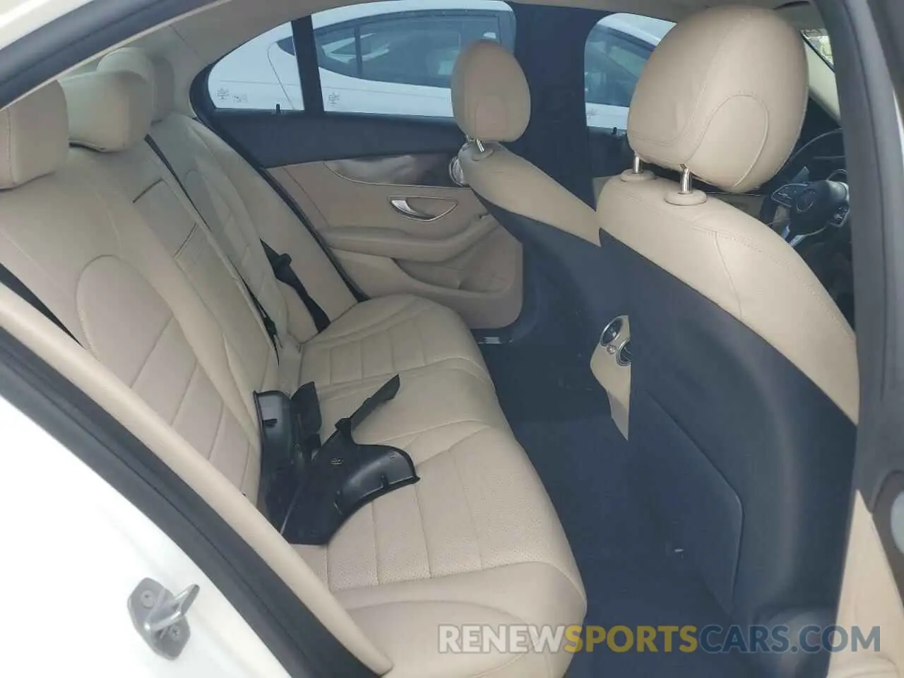 10 Photograph of a damaged car W1KWF8DB0MR638923 MERCEDES-BENZ C-CLASS 2021