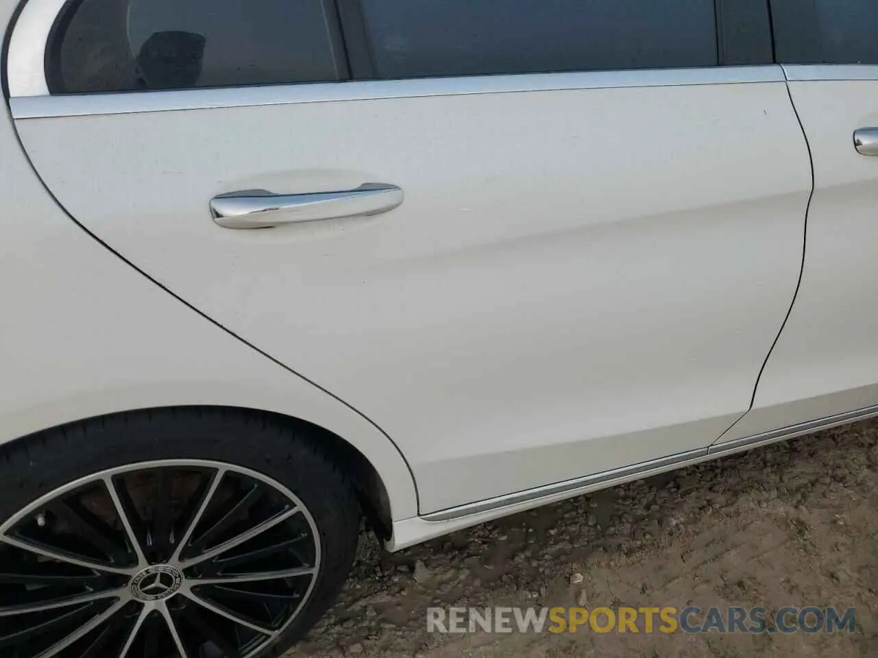 12 Photograph of a damaged car W1KWF8DB0MR638923 MERCEDES-BENZ C-CLASS 2021