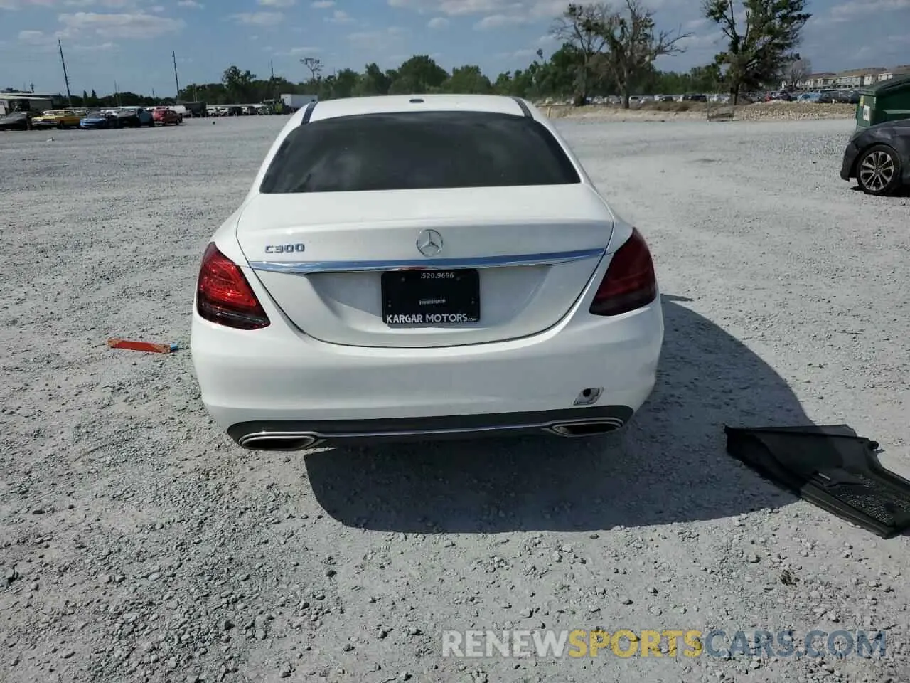 6 Photograph of a damaged car W1KWF8DB0MR652112 MERCEDES-BENZ C-CLASS 2021
