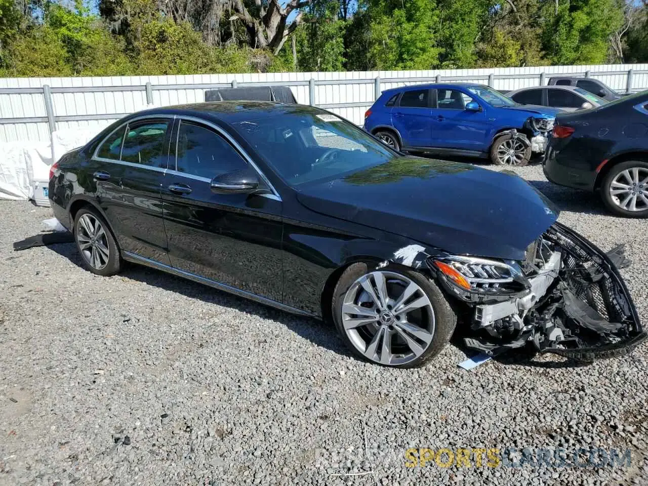 4 Photograph of a damaged car W1KWF8DB1MR605185 MERCEDES-BENZ C-CLASS 2021