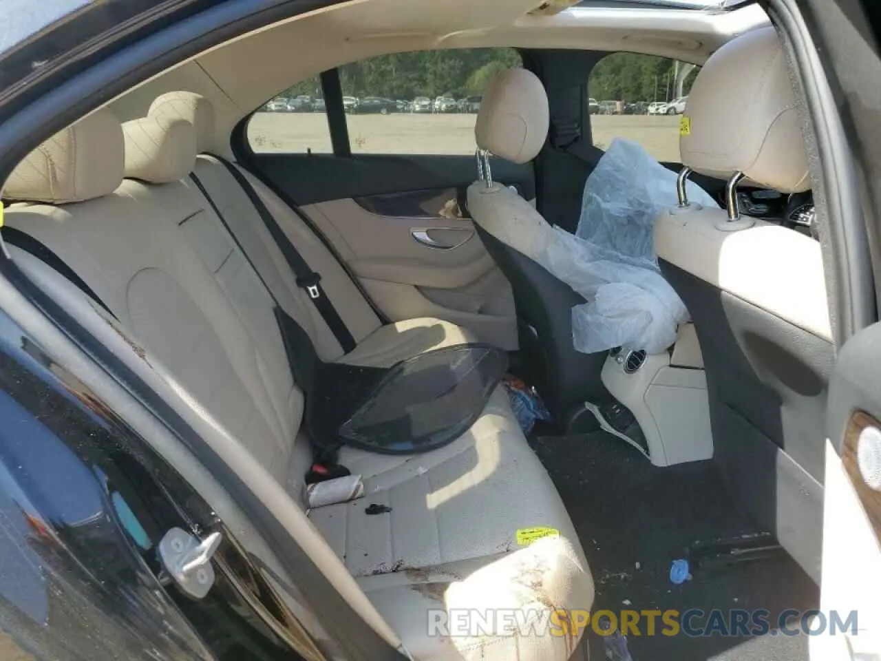 10 Photograph of a damaged car W1KWF8DB1MR647324 MERCEDES-BENZ C-CLASS 2021
