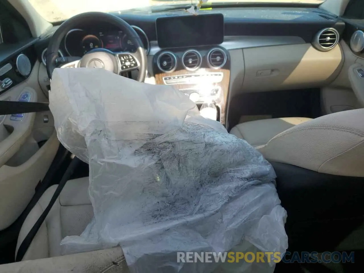 8 Photograph of a damaged car W1KWF8DB1MR647324 MERCEDES-BENZ C-CLASS 2021