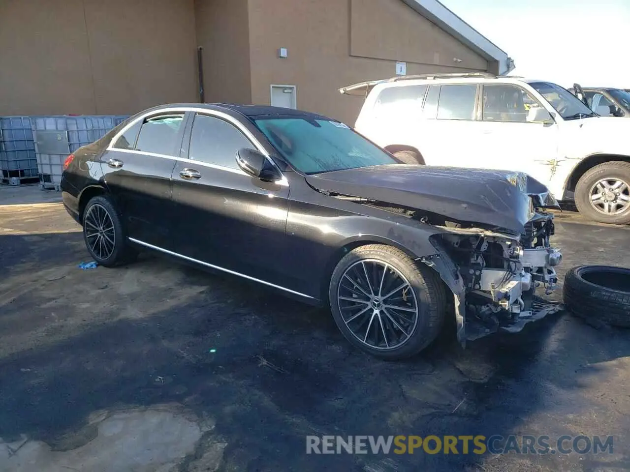 4 Photograph of a damaged car W1KWF8DB3MR623865 MERCEDES-BENZ C-CLASS 2021
