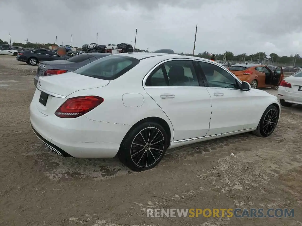 3 Photograph of a damaged car W1KWF8DB3MR651133 MERCEDES-BENZ C-CLASS 2021