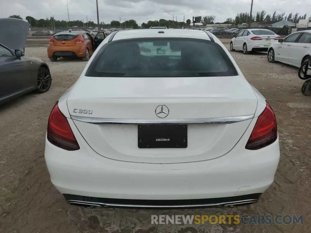 6 Photograph of a damaged car W1KWF8DB3MR651133 MERCEDES-BENZ C-CLASS 2021