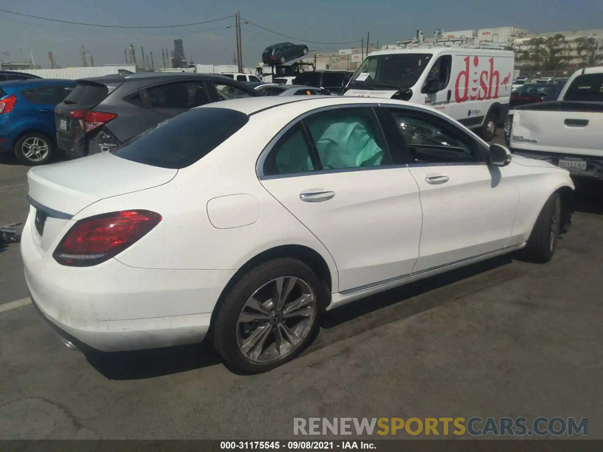 4 Photograph of a damaged car W1KWF8DB4MR621431 MERCEDES-BENZ C-CLASS 2021