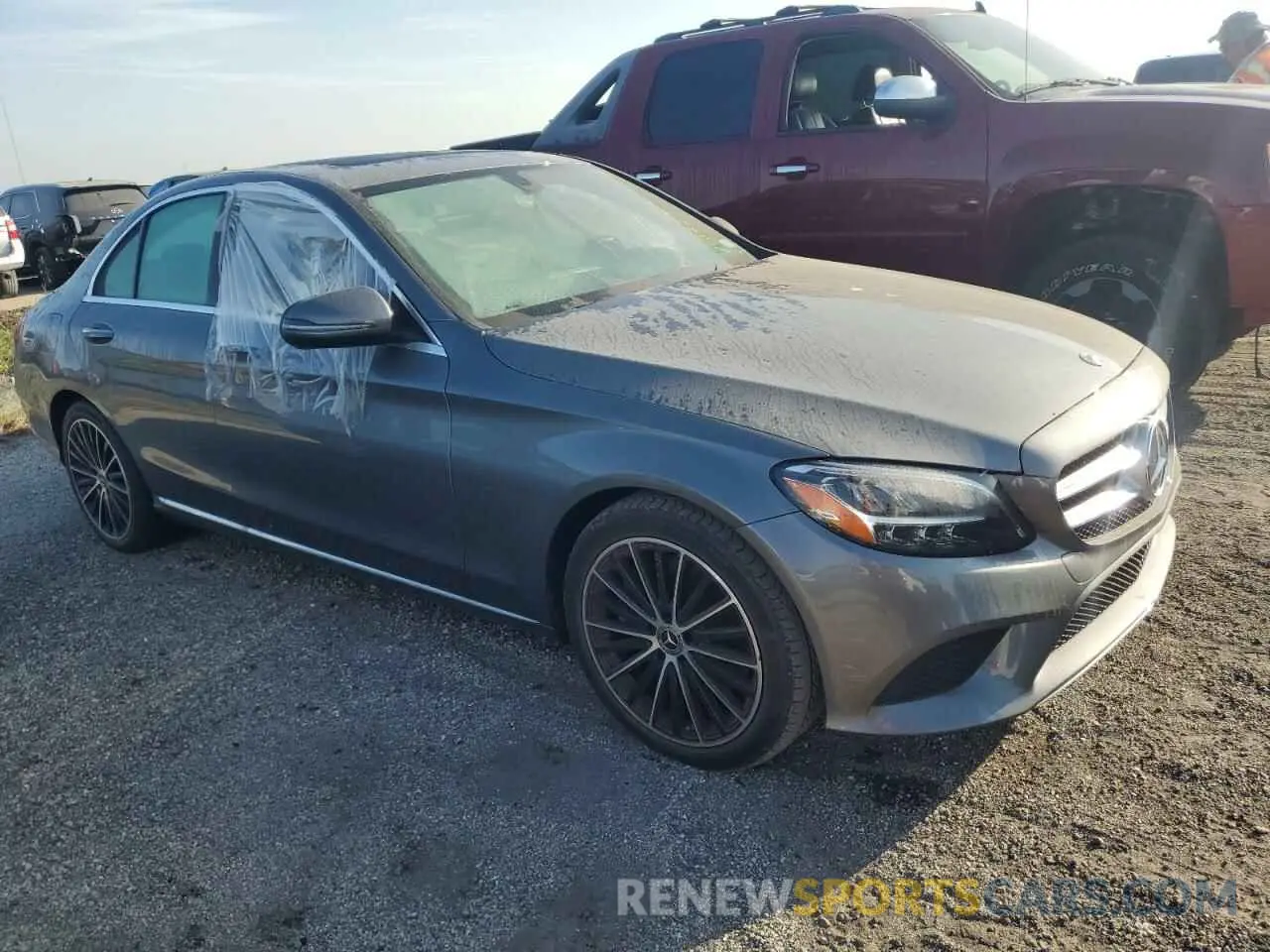 4 Photograph of a damaged car W1KWF8DB4MR648709 MERCEDES-BENZ C-CLASS 2021