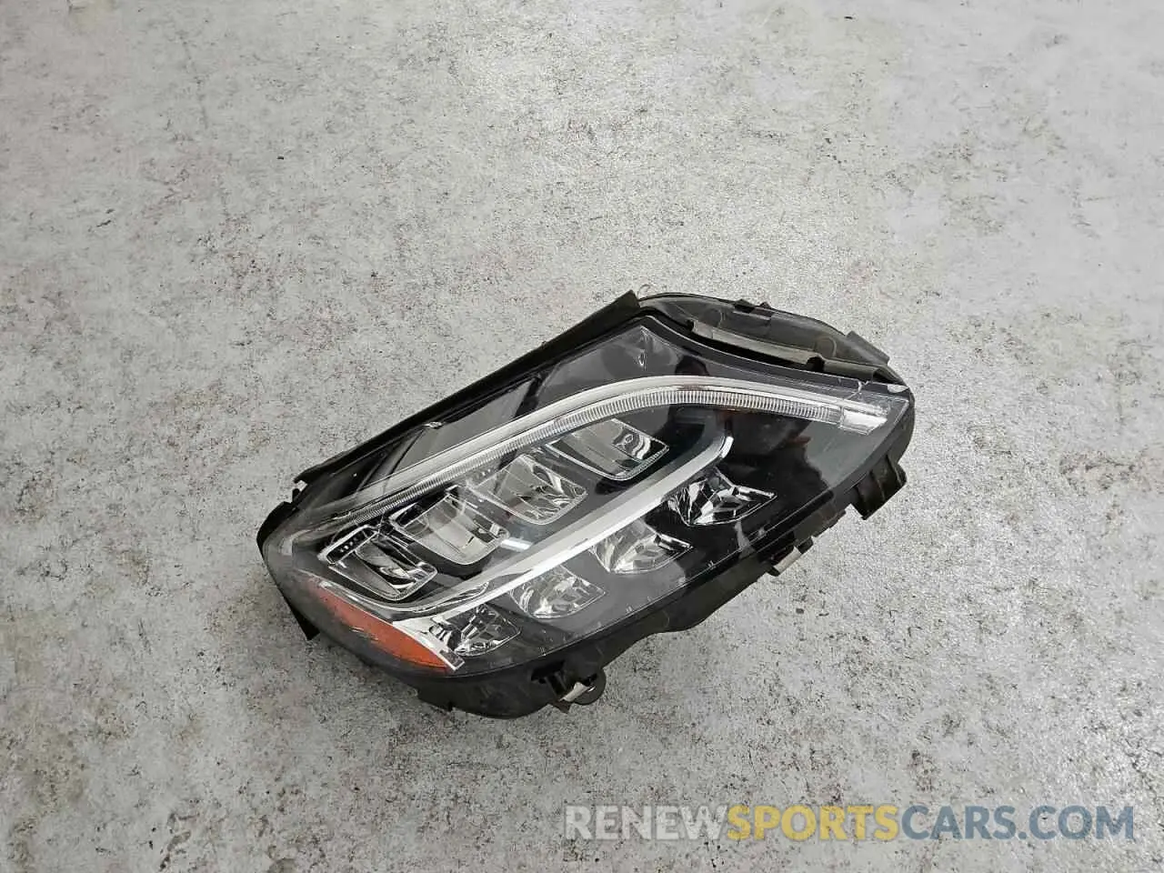 12 Photograph of a damaged car W1KWF8DB7MR605823 MERCEDES-BENZ C-CLASS 2021