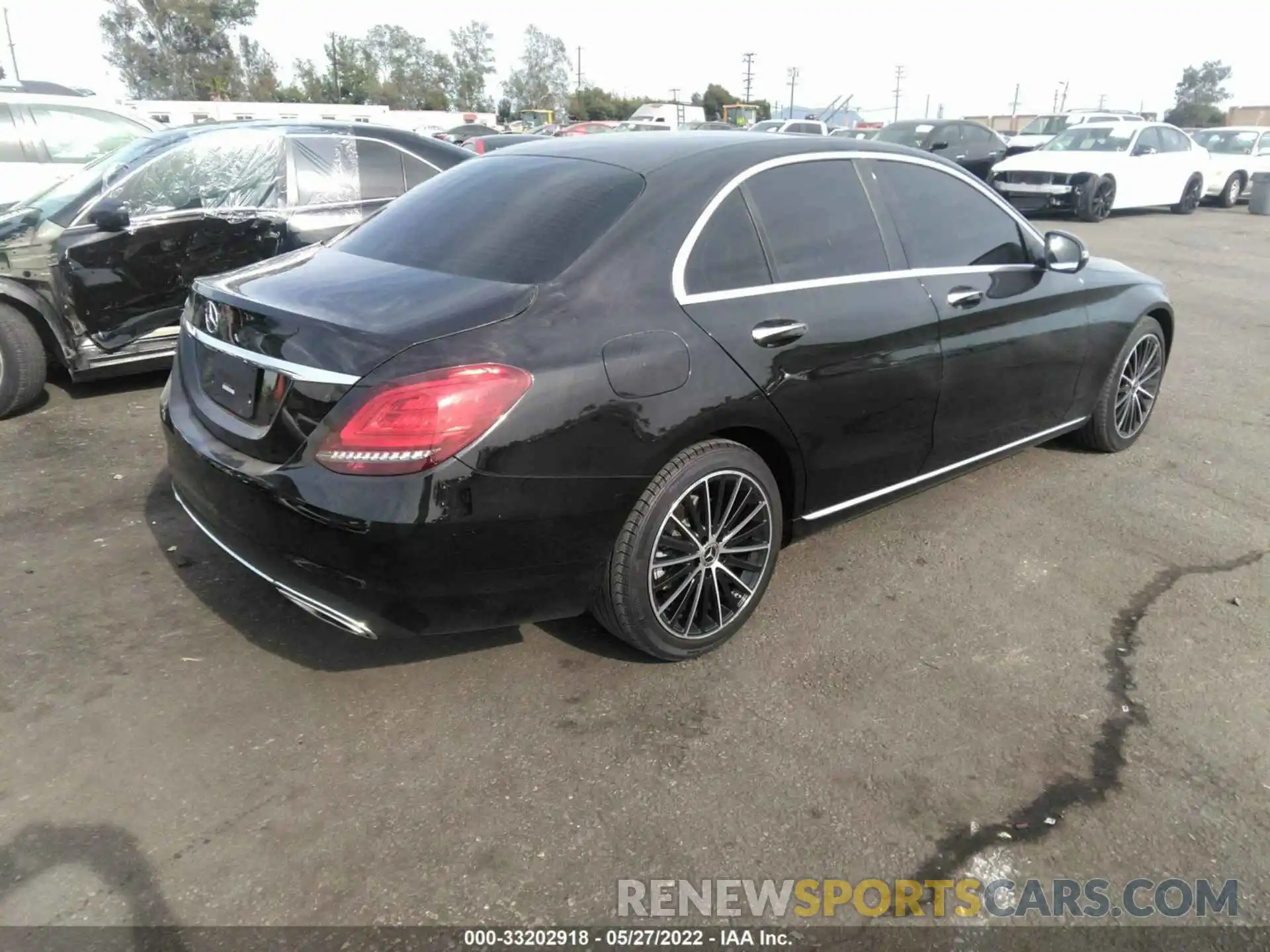 4 Photograph of a damaged car W1KWF8DB7MR614974 MERCEDES-BENZ C-CLASS 2021