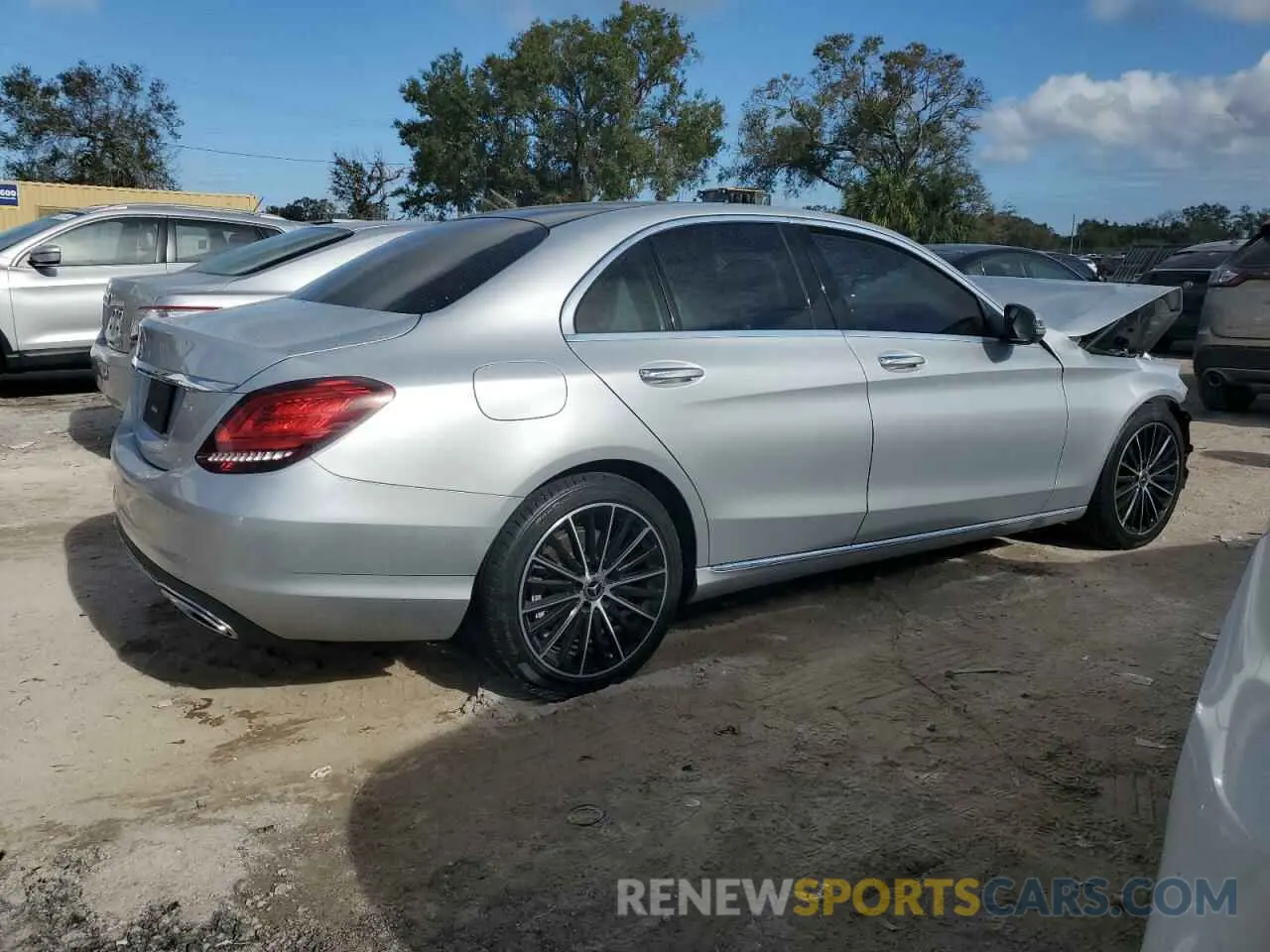 3 Photograph of a damaged car W1KWF8DB7MR632293 MERCEDES-BENZ C-CLASS 2021