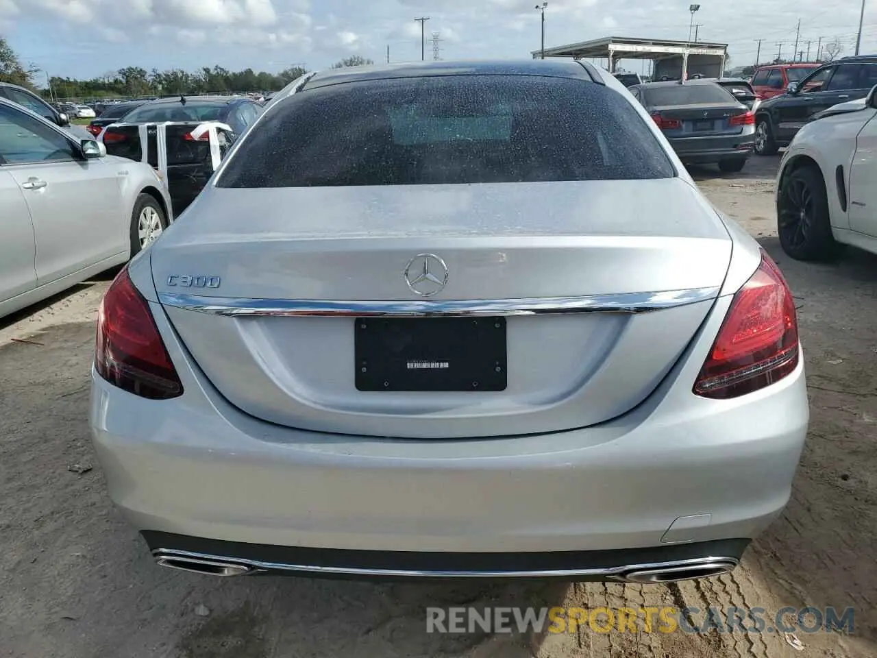 6 Photograph of a damaged car W1KWF8DB7MR632293 MERCEDES-BENZ C-CLASS 2021