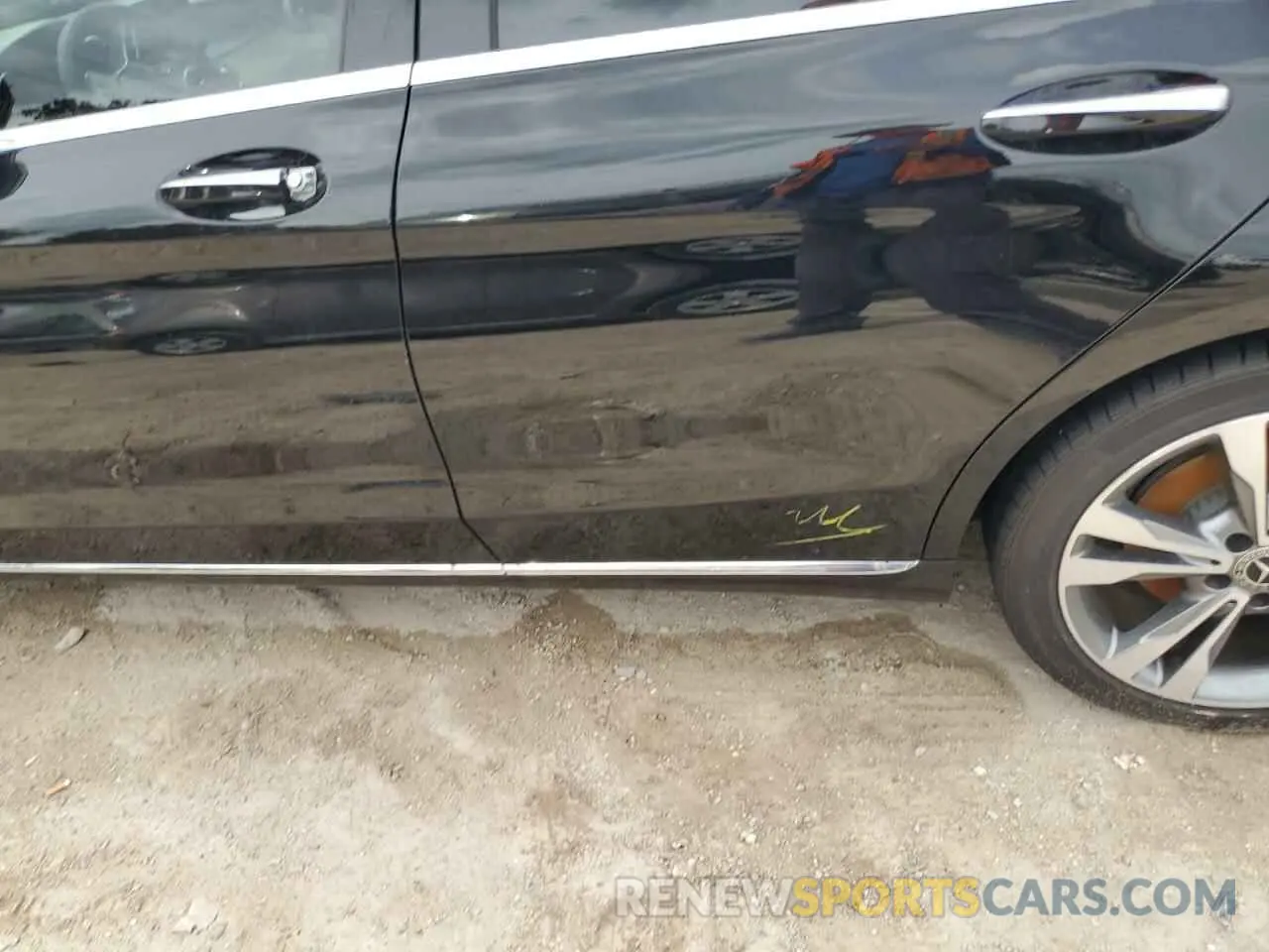 12 Photograph of a damaged car W1KWF8DBXMR611633 MERCEDES-BENZ C-CLASS 2021