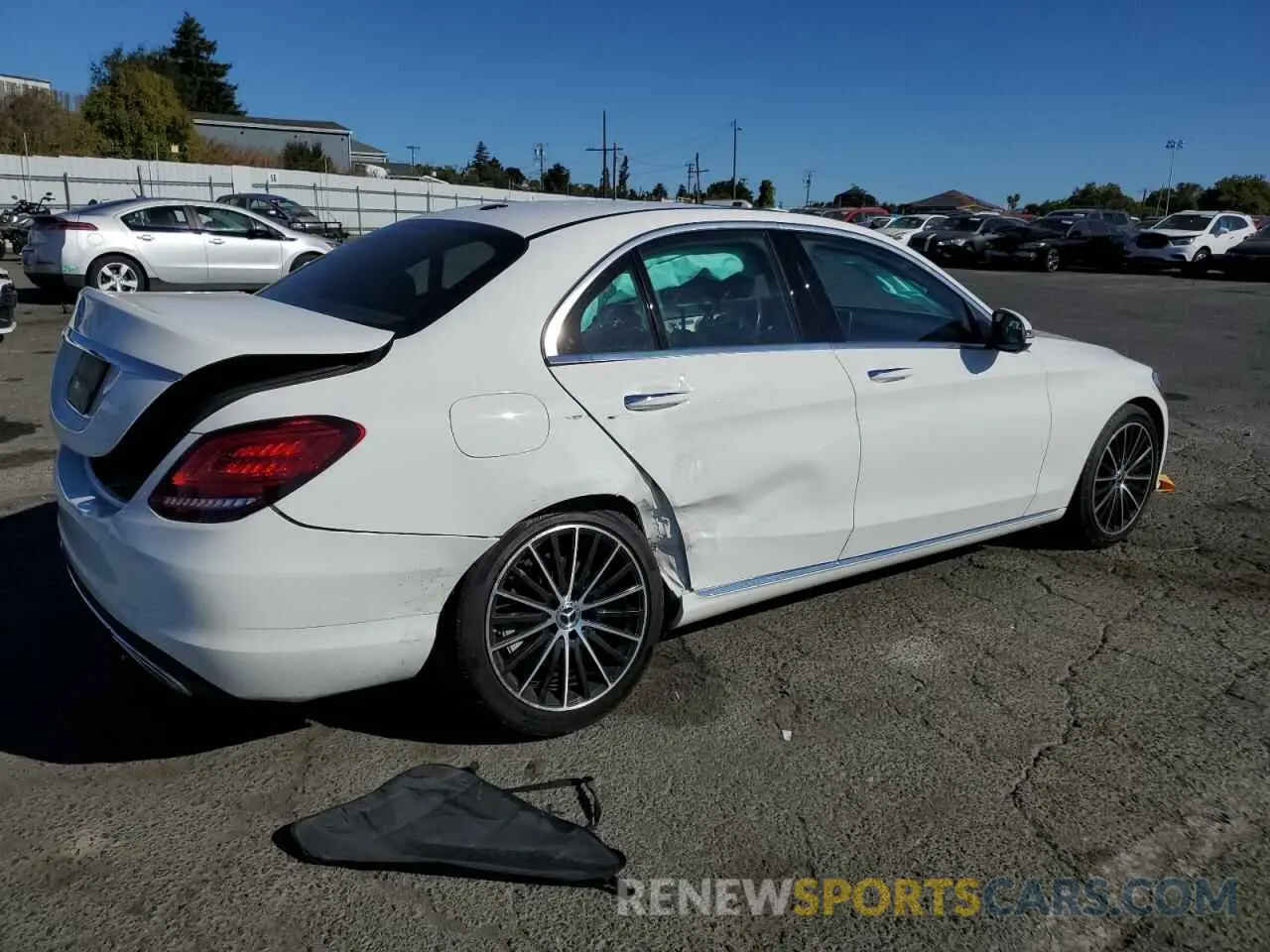 3 Photograph of a damaged car W1KWF8DBXMR612779 MERCEDES-BENZ C-CLASS 2021