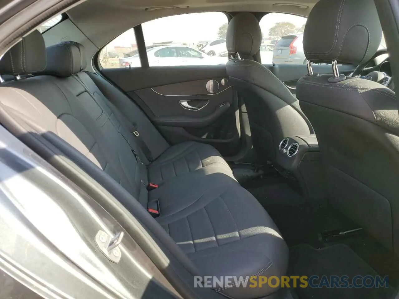 10 Photograph of a damaged car W1KWF8DBXMR638766 MERCEDES-BENZ C-CLASS 2021