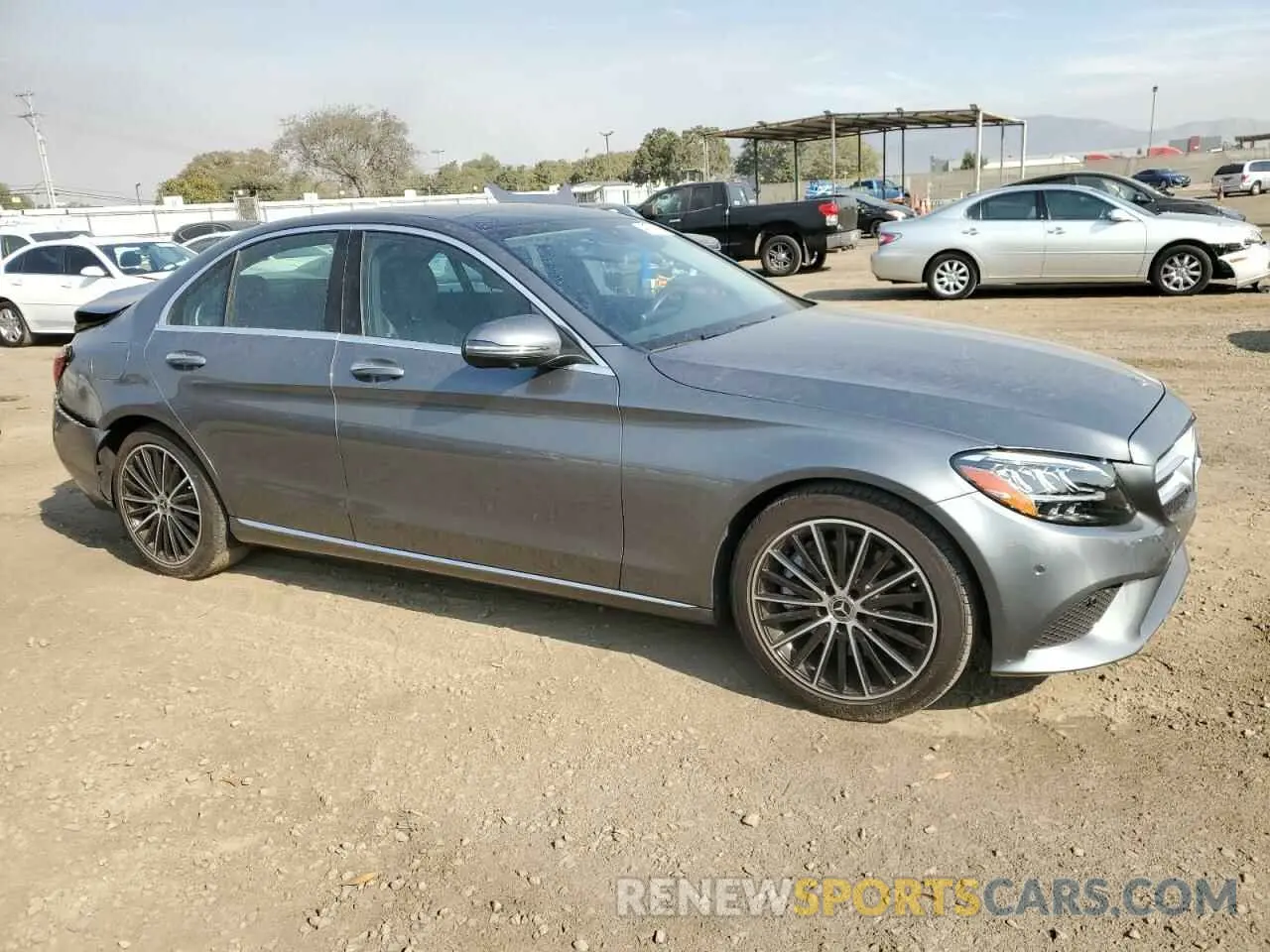 4 Photograph of a damaged car W1KWF8DBXMR638766 MERCEDES-BENZ C-CLASS 2021