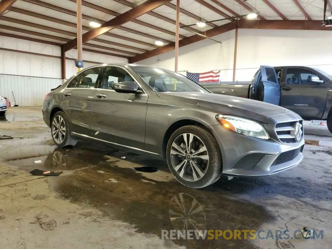 4 Photograph of a damaged car W1KWF8EB2MR639506 MERCEDES-BENZ C-CLASS 2021