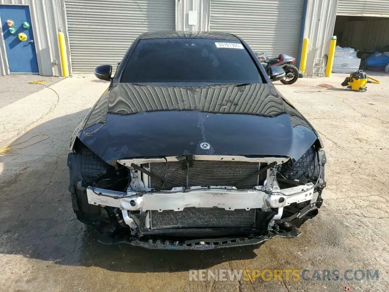 5 Photograph of a damaged car W1KWF8EB3MR643449 MERCEDES-BENZ C-CLASS 2021