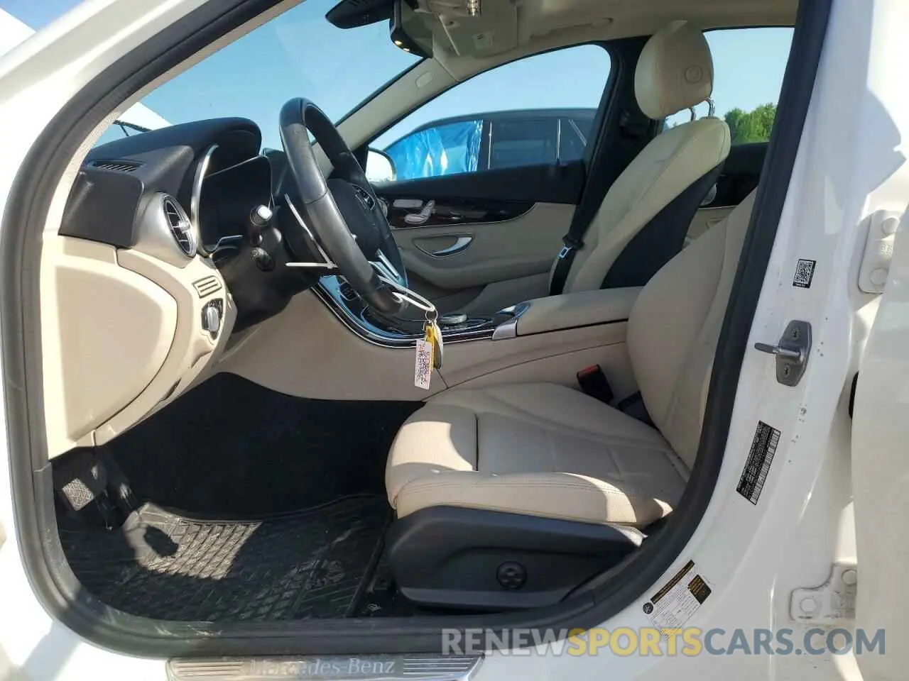 7 Photograph of a damaged car W1KWF8EB4MR637322 MERCEDES-BENZ C-CLASS 2021