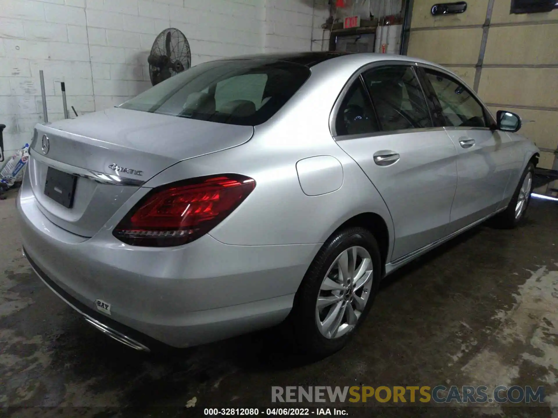 4 Photograph of a damaged car W1KWF8EB4MR643590 MERCEDES-BENZ C-CLASS 2021