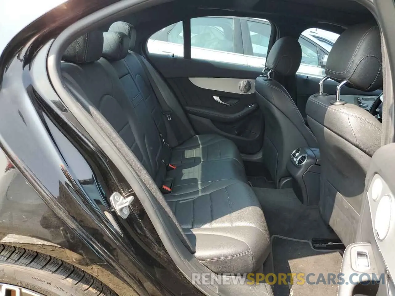10 Photograph of a damaged car W1KWF8EB4MR645999 MERCEDES-BENZ C-CLASS 2021