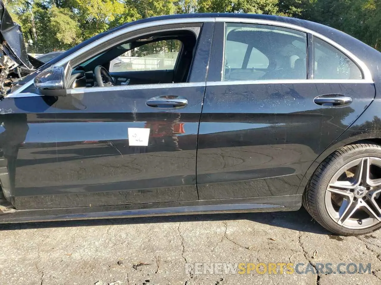 12 Photograph of a damaged car W1KWF8EB4MR648305 MERCEDES-BENZ C-CLASS 2021
