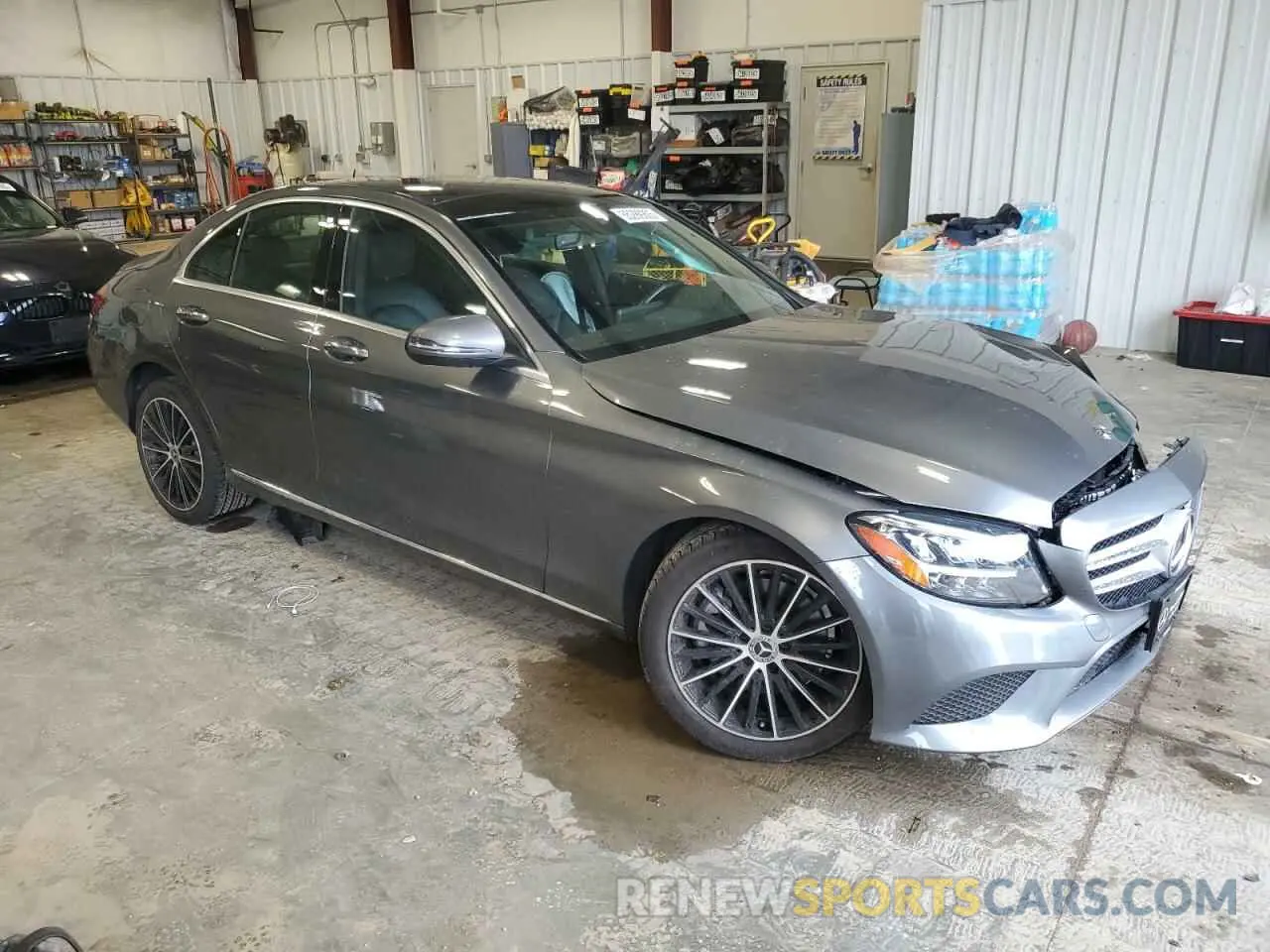 4 Photograph of a damaged car W1KWF8EB8MR605571 MERCEDES-BENZ C-CLASS 2021