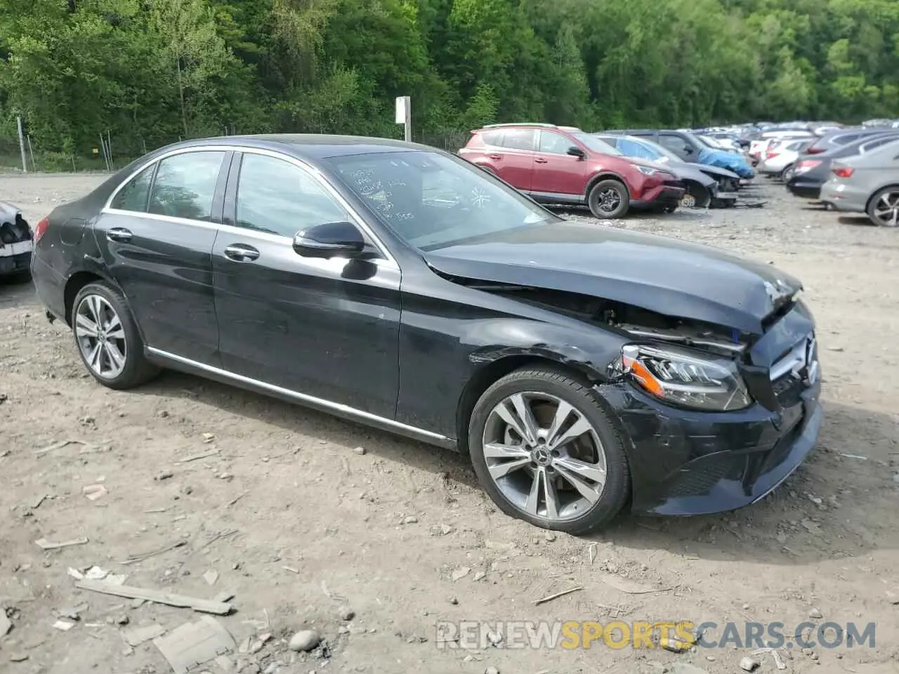 4 Photograph of a damaged car W1KWF8EB9MR610990 MERCEDES-BENZ C-CLASS 2021