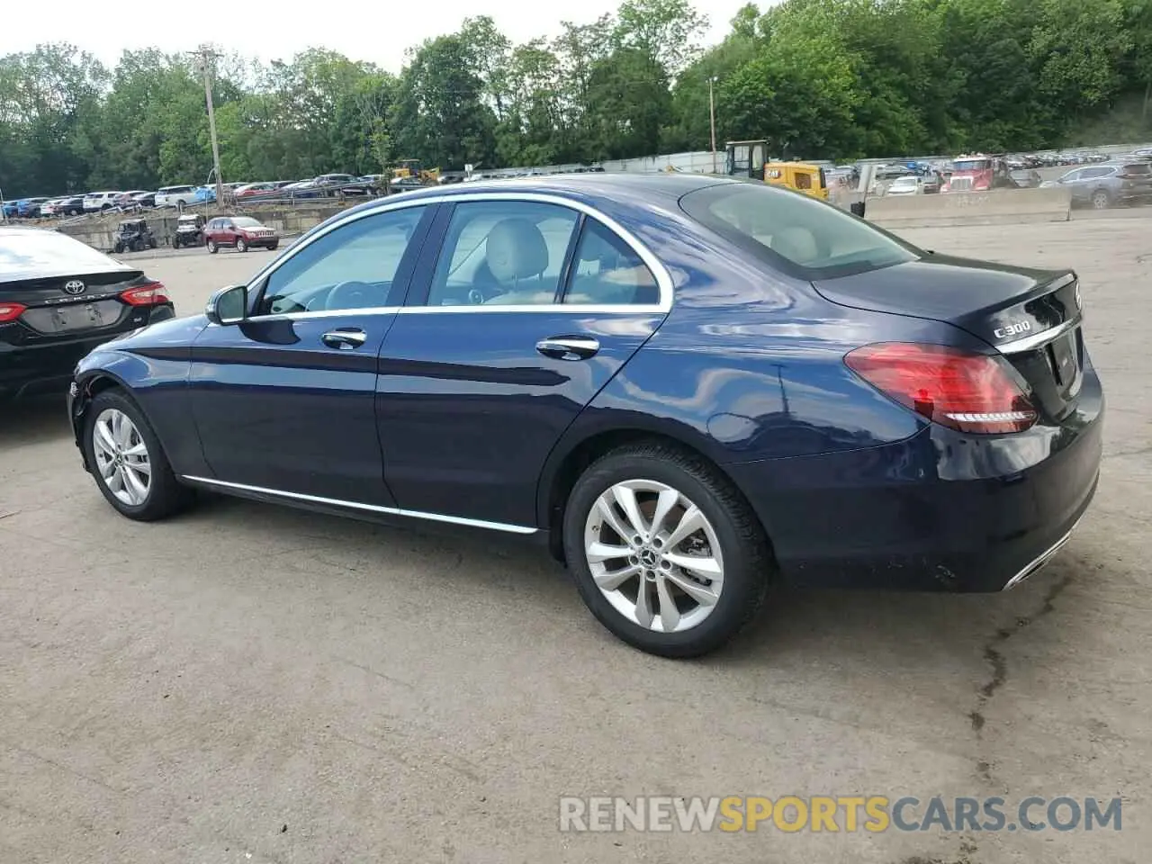 2 Photograph of a damaged car W1KWF8EBXMR610481 MERCEDES-BENZ C-CLASS 2021
